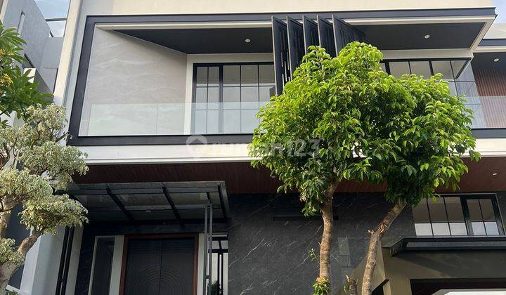 Dijual Rumah Bangunan 3 Lantai Citraland Waterfront Surabaya 1