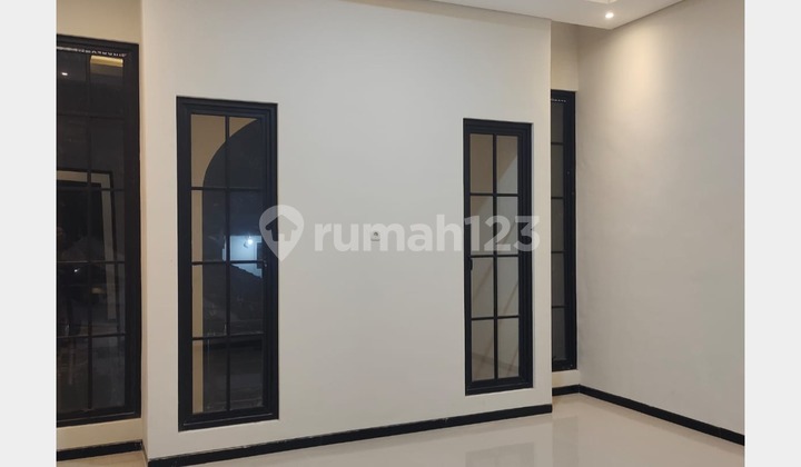 Dijual Rumah 2 Lantai Nirwana Eksekutif Lokasi Premium Surabaya Timur 2