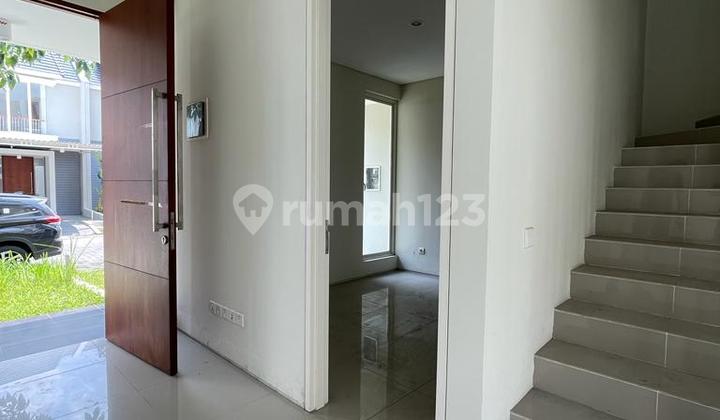 For Rent: Northwest Park Citraland Surabaya House, Unfurnished For Rent: Northwest Park Citraland Surabaya House, Unfurnished