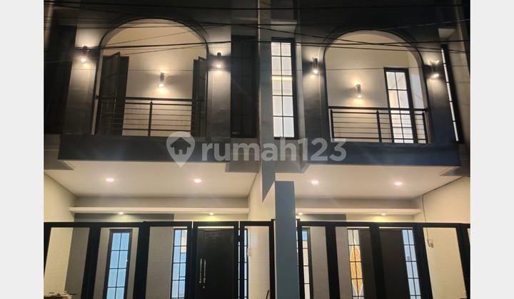 Dijual Rumah 2 Lantai Nirwana Eksekutif Lokasi Premium Surabaya Timur
