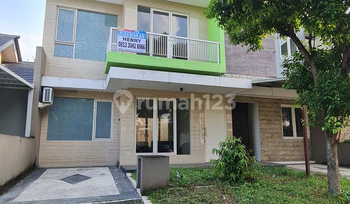 Rumah Minimalis 2 Lantai Semi Furnish Siap Huni