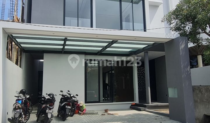 New Monochrome Style House Near Citraland Lion Statue