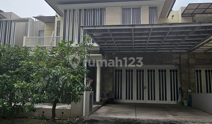 Minimalist Semi-Furnished House with 5+1 Bedrooms