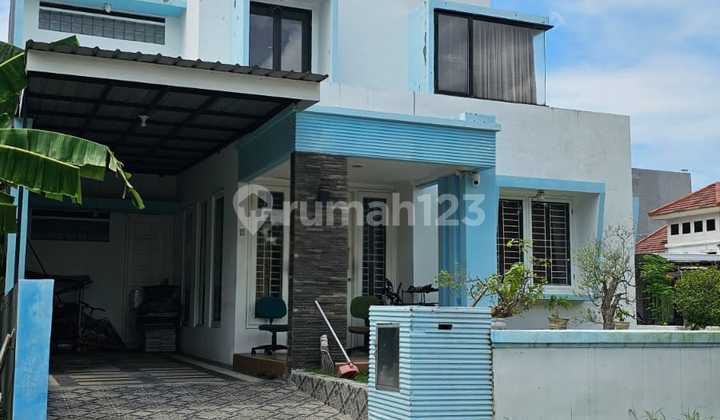 Rumah Luas Hook Dijual Semi Furnish