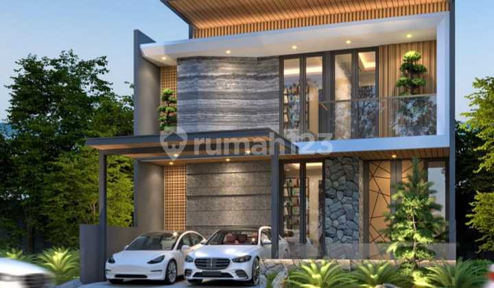 Luxury House With Private Balcony Semi Furnished