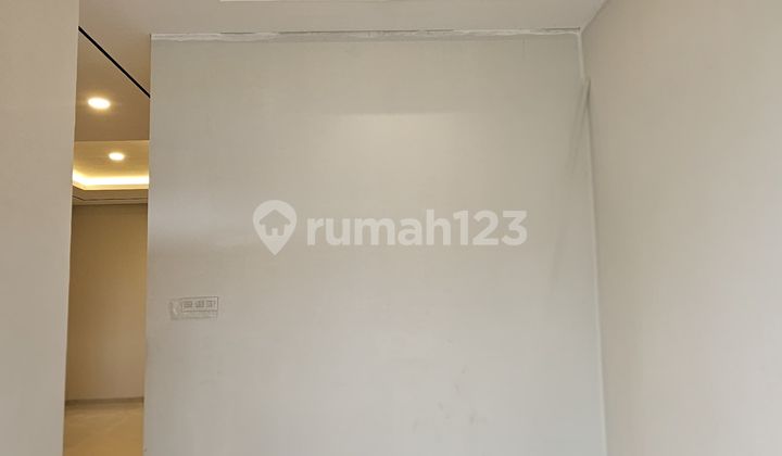 Rumah Scandinavian Baru 3 Lantai Mewah 2