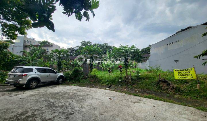 Tanah di Jl.Profesor Eyckman SHM 1
