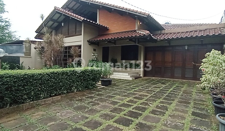 Habitable Building on the Side of the Main Road Deplu Raya Suitable for Business 2