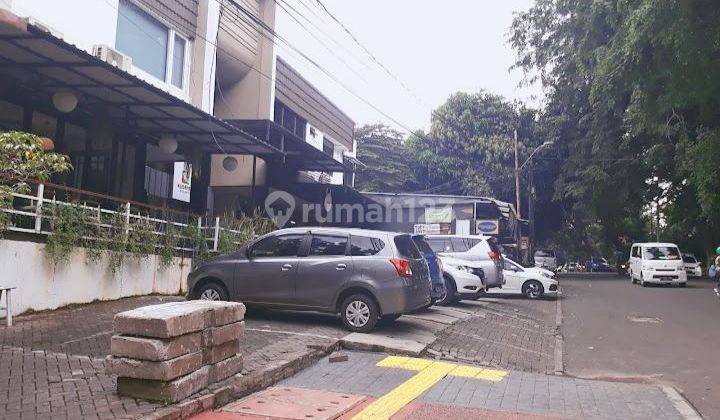 tempat usaha/Resto di Barito Kebayoran Baru 2