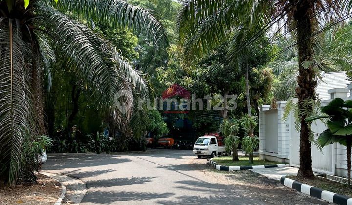 Murah Menarik-Bangunan 2 Lantai Si Lokasi Strategis Keb Baru,Siap Huni 2