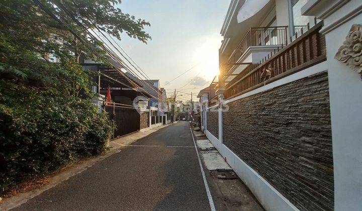 Rumah Cocok Hunian Kantor Mess Lokasi Strategis Tebet Barat Dekat Mt. Haryono