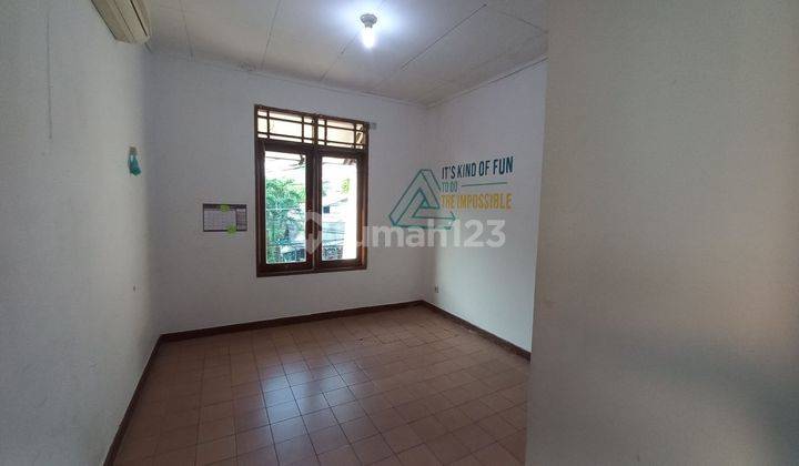 Rumah Cocok Hunian Kantor Mess Lokasi Strategis Tebet Barat Dekat Mt. Haryono