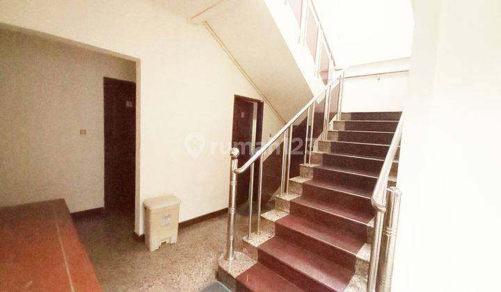 Gedung Kantor Lokasi Strategis Cipaku Kebayoran Baru Dekat Scbd