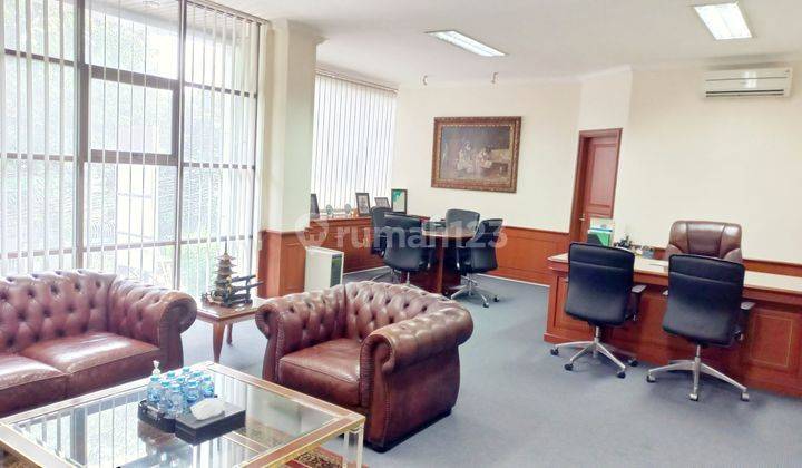 Gedung Kantor Lokasi Strategis Cipaku Kebayoran Baru Dekat Scbd