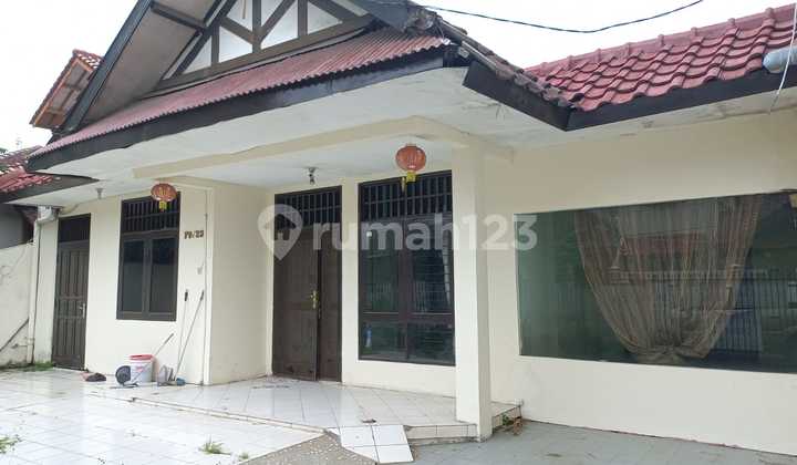 Dijual.rumah Di Duta Garden