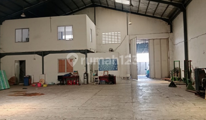 Disewakan Gudang di Blok B Cipondoh