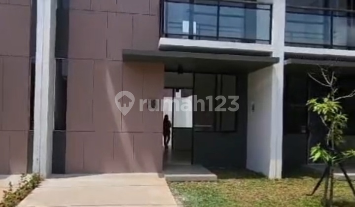 For Rent House In Park Serpong