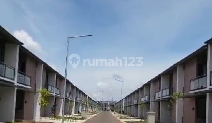 For Rent House In Park Serpong