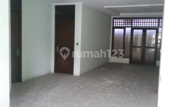 Dijual.rumah Di Duta Garden 2