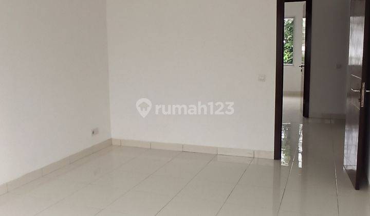 RUMAH USAHA, PINGGIR JALAN BOULEVARD ICON, COCOK utk USAHA Resto, Cafe, Kantor, sekolah, Kost, DLL 6