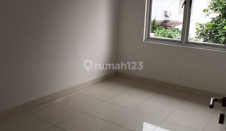 RUMAH USAHA, PINGGIR JALAN BOULEVARD ICON, COCOK utk USAHA Resto, Cafe, Kantor, sekolah, Kost, DLL 13