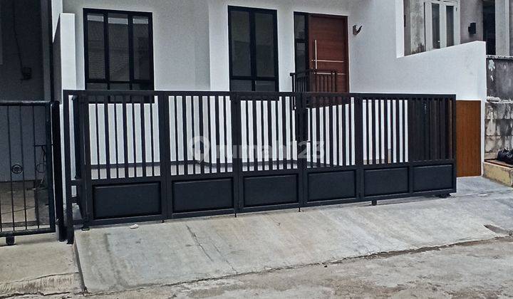 Rumah 2 Lantai Baru Split Level Bagus Nyaman 2