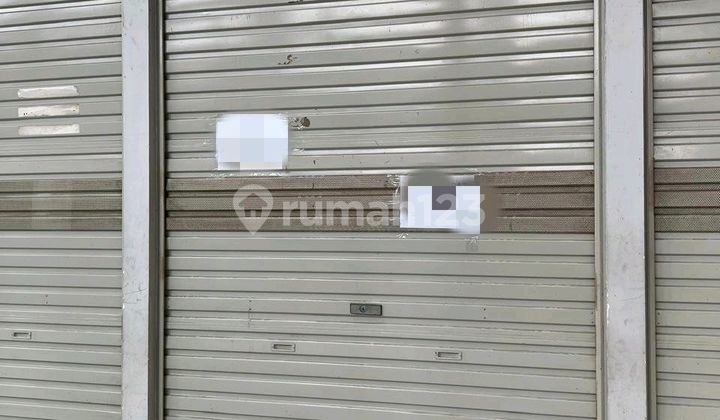 Cheap, Stall at BSD Intermoda Market Cheap, Stall at BSD Intermoda Market