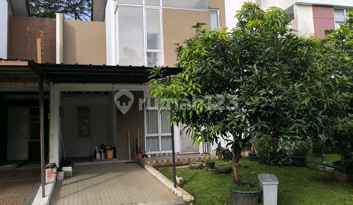 Murah, Hadap Timur, Luas 136 M, 2 Lantai