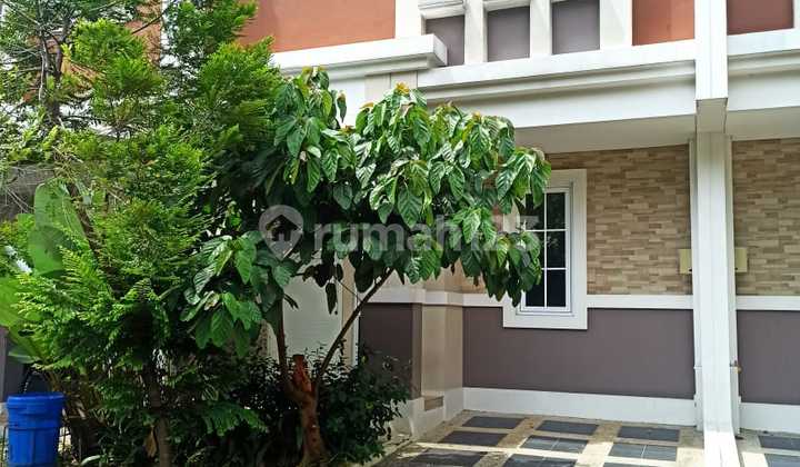 Murah / Bu Siap Huni, Rumah 2 Lantai, Savia Bsd