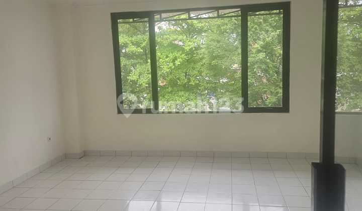 Quick Sale Ready for Business Strategic Location 2