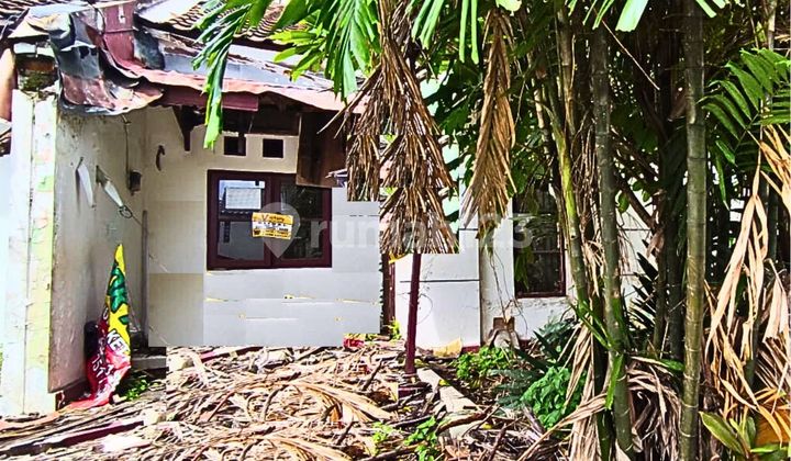 Rumah Di Jalan Boulevard Kawasan Cluster Meadow Green Lippo 1