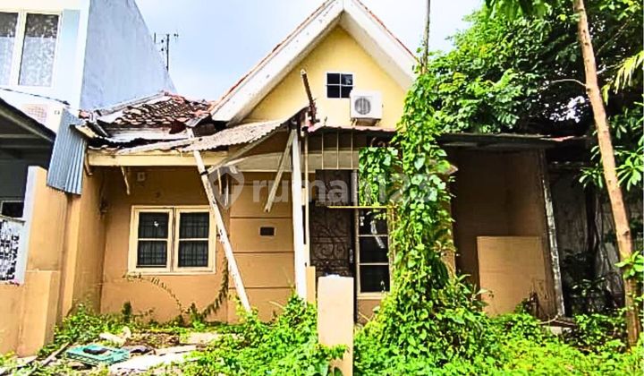 Rumah Di Jalan Boulevard Kawasan Cluster Meadow Green Lippo 1