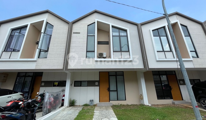 Wimbledon Jababeka: Rumah Stylish & Fungsional di Tengah Kota Industri Wimbledon Jababeka: Rumah Stylish & Fungsional di Tengah Kota Industri