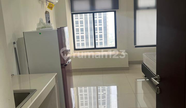 Comfortable Living in a Furnished Studio Apartment - Pollux Crystal Tower, Chadstone Cikarang