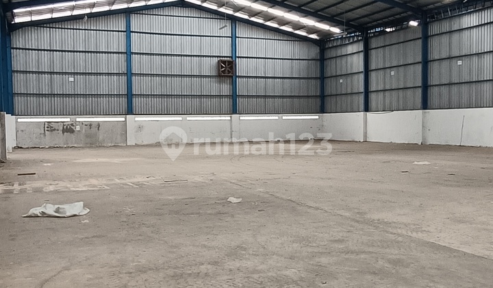 Industrial and Logistics Warehouse Industrial and Logistics Warehouse