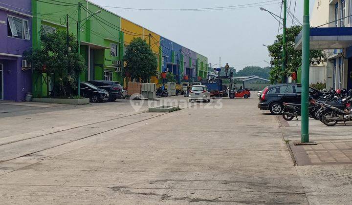 Gudang Gandeng Buat Industri di Tangerang