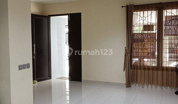 Rumah 2 lantai di Gading Serpong 2