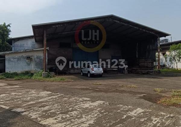 Factory or Warehouse in Imam Bonjol Area, Karawaci, Tangerang