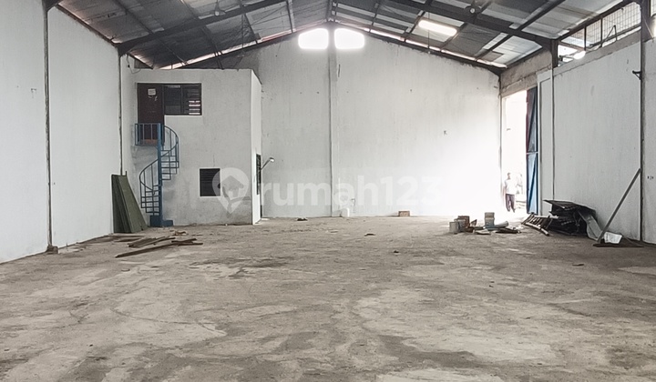 Warehouse 500 Meters From Cikupa Toll Gate