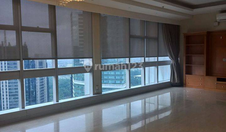 Rent Capital Residence Apartemen 4 Bedroms (size 300 Sqm Tower 2 ) High.floor 1