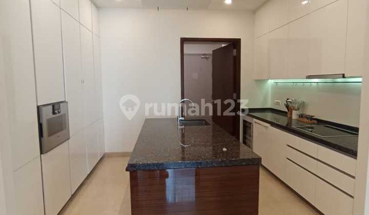 Luxury Apartment In Anandamaya Residence - Private Lift Tower 1, Jakarta 2