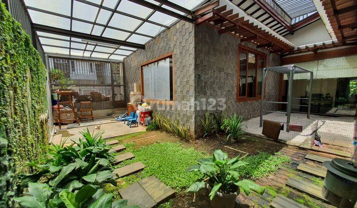 Dijual cepat Rumah mewah semi furnished  di pulomas barat III harga Rp 10M 1