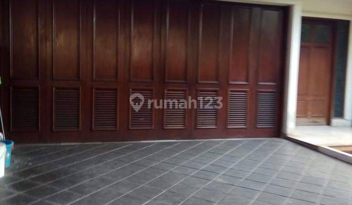 RUMAH DIJUAL CEPAT JALAN AIRLANGGA KEBAYORAN BARU JAKSEL Rp 28M Nego 2