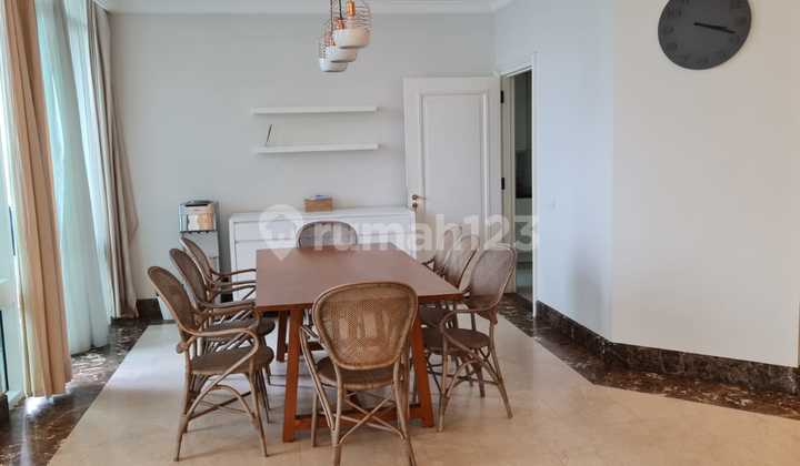 For Rent. Apartemen Four Seasons Residences - Furnished 3 Bedroms Tower Spring 2