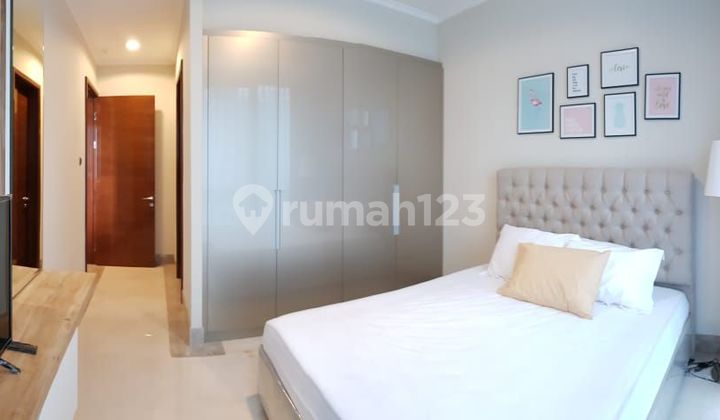 Apartemen District 8, Eternity Tower / Ashta Mall 'di Jakarta 2