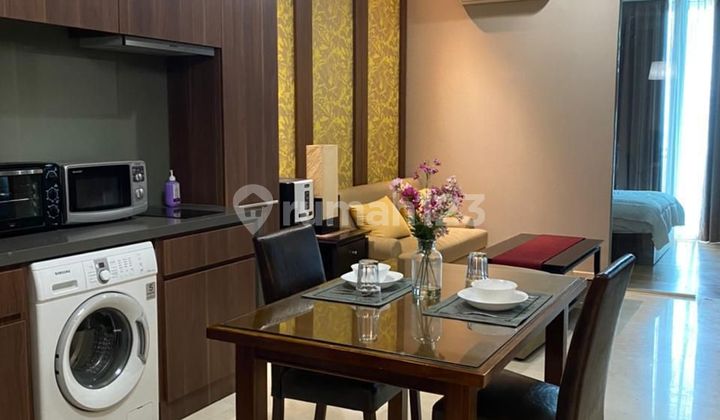 Rent Apartment Residence 8_ Office 88@senopati 2 Bedrooms 2