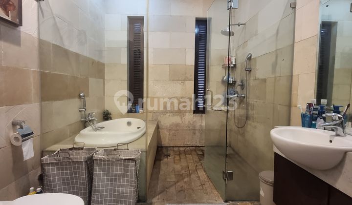 Di Jual Rumah 2 Lantai & Kolam Renangdi Kebagusan Jakarta Selatan 2 Lantai  2