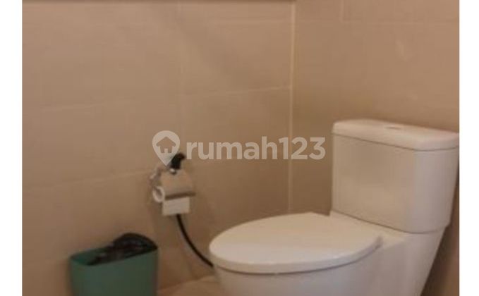 Resident 8 Apartment @ 2 Bedrooms Middle Floor Best Price - Jakarta 2