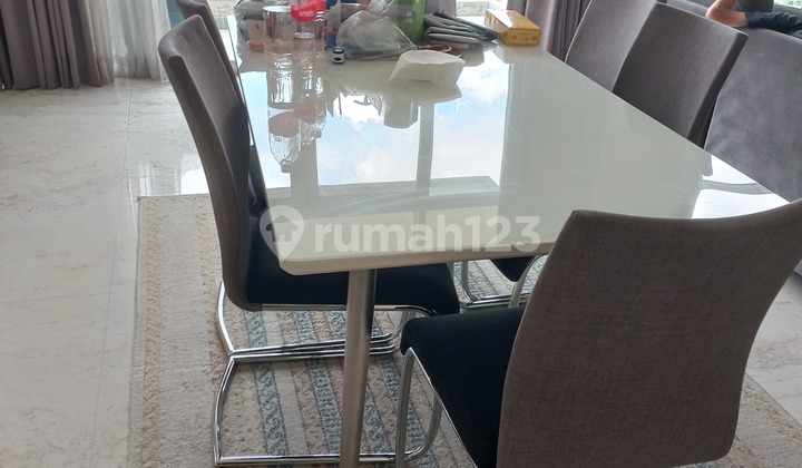 Apartment Botanica Fully Furnished ,,2+1 Bedroom , Dijakarta 1