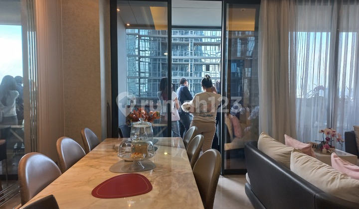 , Apartemen 4 Kamar District 8 Scbd,( Ashta.mall Senopati , Jakarta